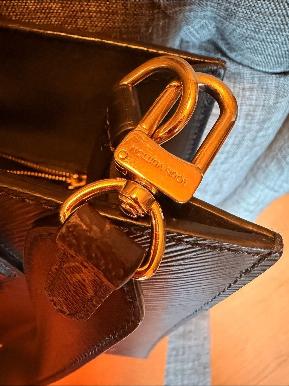 Louis Vuitton Sac Plat NV PM EPI Noir Epi Leather Tote with Monogram Strap